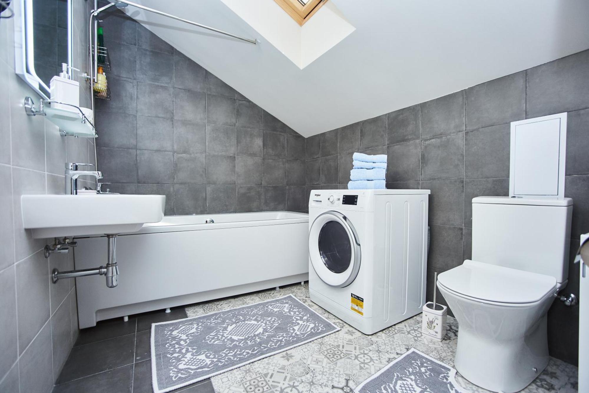 Luxury Apartment In The Heart 오데사 외부 사진